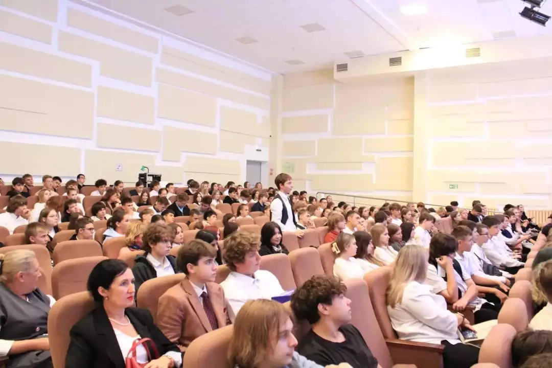 Встреча со старшеклассниками «Университет – территория твоих возможностей»