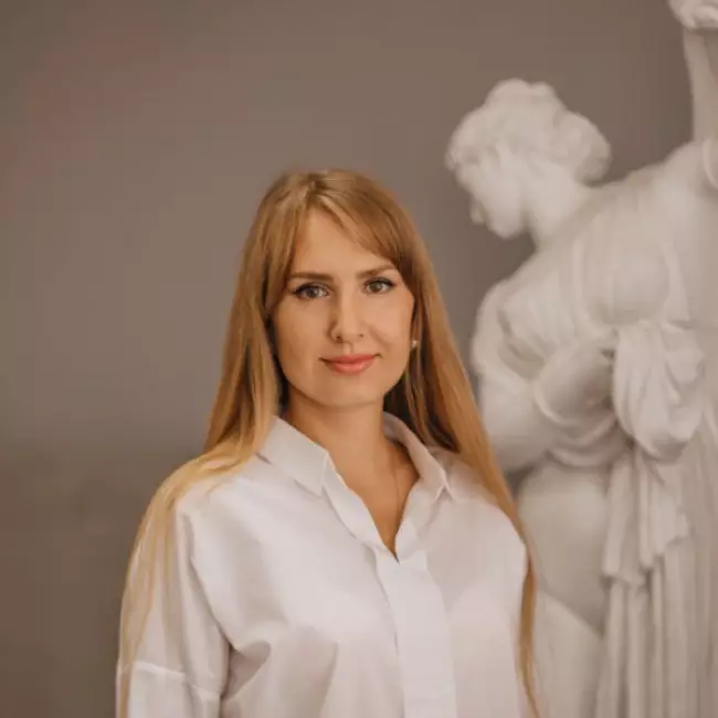 Попова Виктория Юрьевна