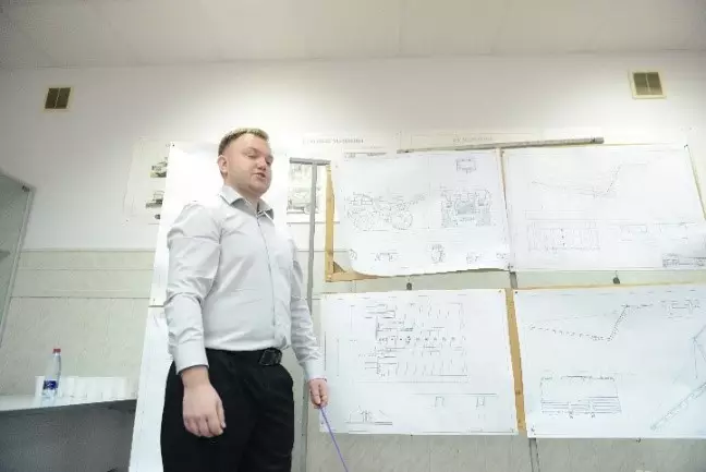 Процесс защиты студента группы ГМ-71 Кузнецова В.А.