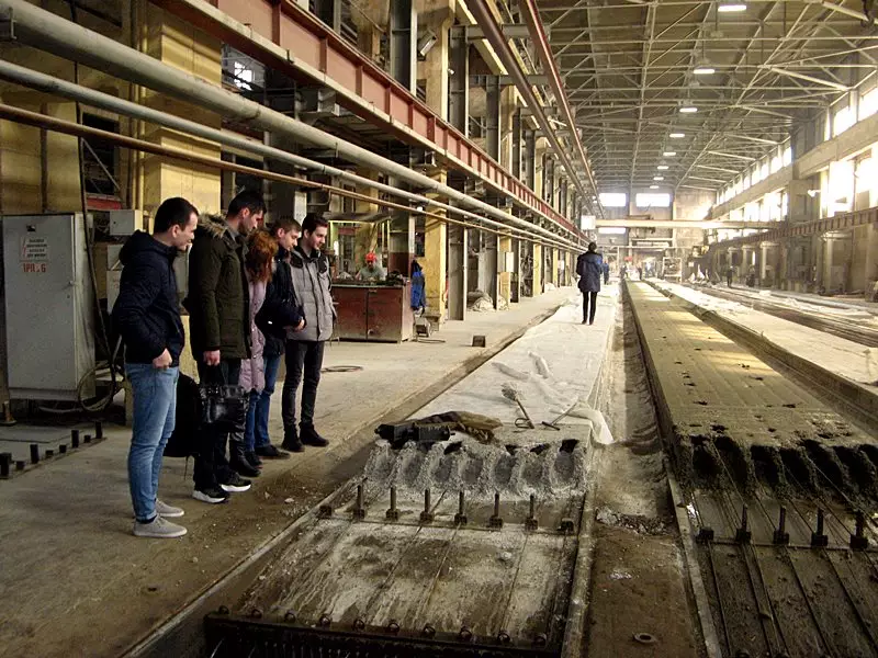 Студенты на учебно-ознакомительной практике