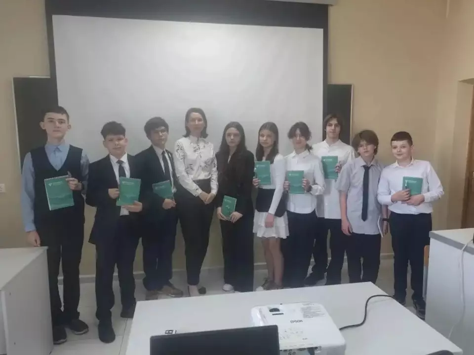 а кафедре промышленной экологии прошло заслушивание выступлений секции школьных докладов