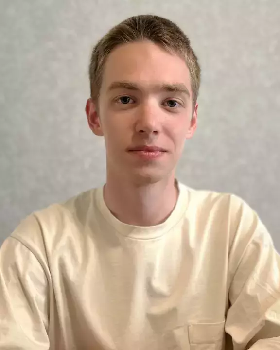 Приходько Андрей Викторович  техник