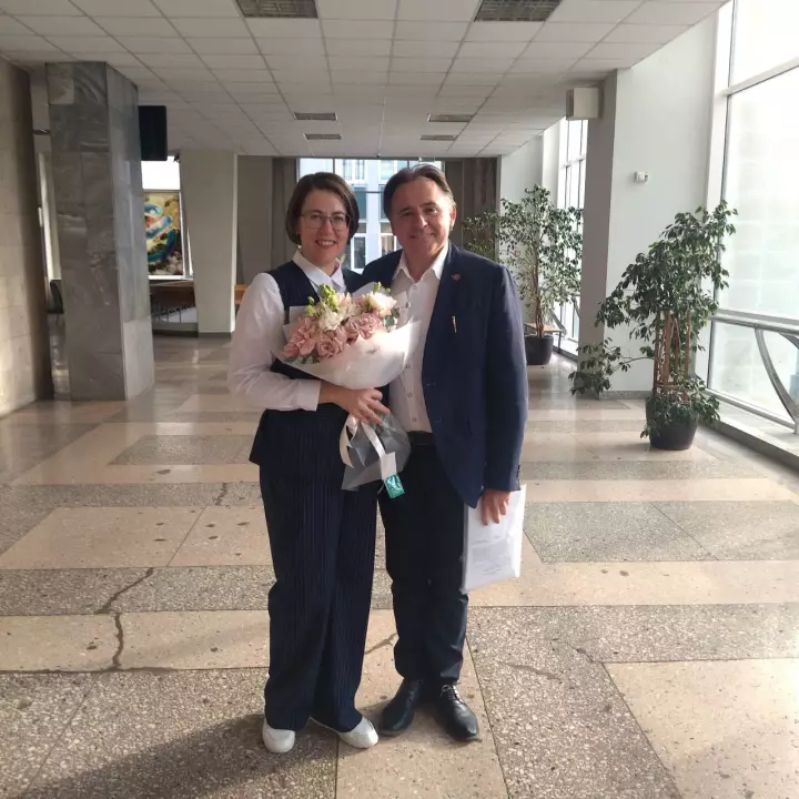 Директор ХТИ Ястребинский Р.Н. и Шакурова Н.В. после зашиты диссертации